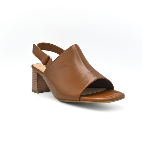 Γυναικείο ανατομικό σανδάλι Ara 20505-12 καφέ