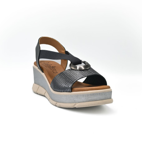 Valeria's 1161 women's comfort platforms silver