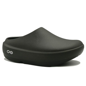 Oofos 2400 Oocloog Plus women's clogs black